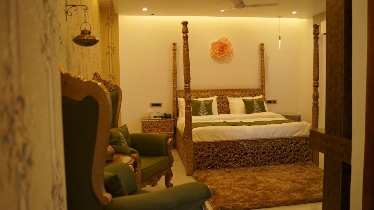 Hotel Saheb'S Castle Mcleodganj แมคลอยด์กันจ์ ภายนอก รูปภาพ