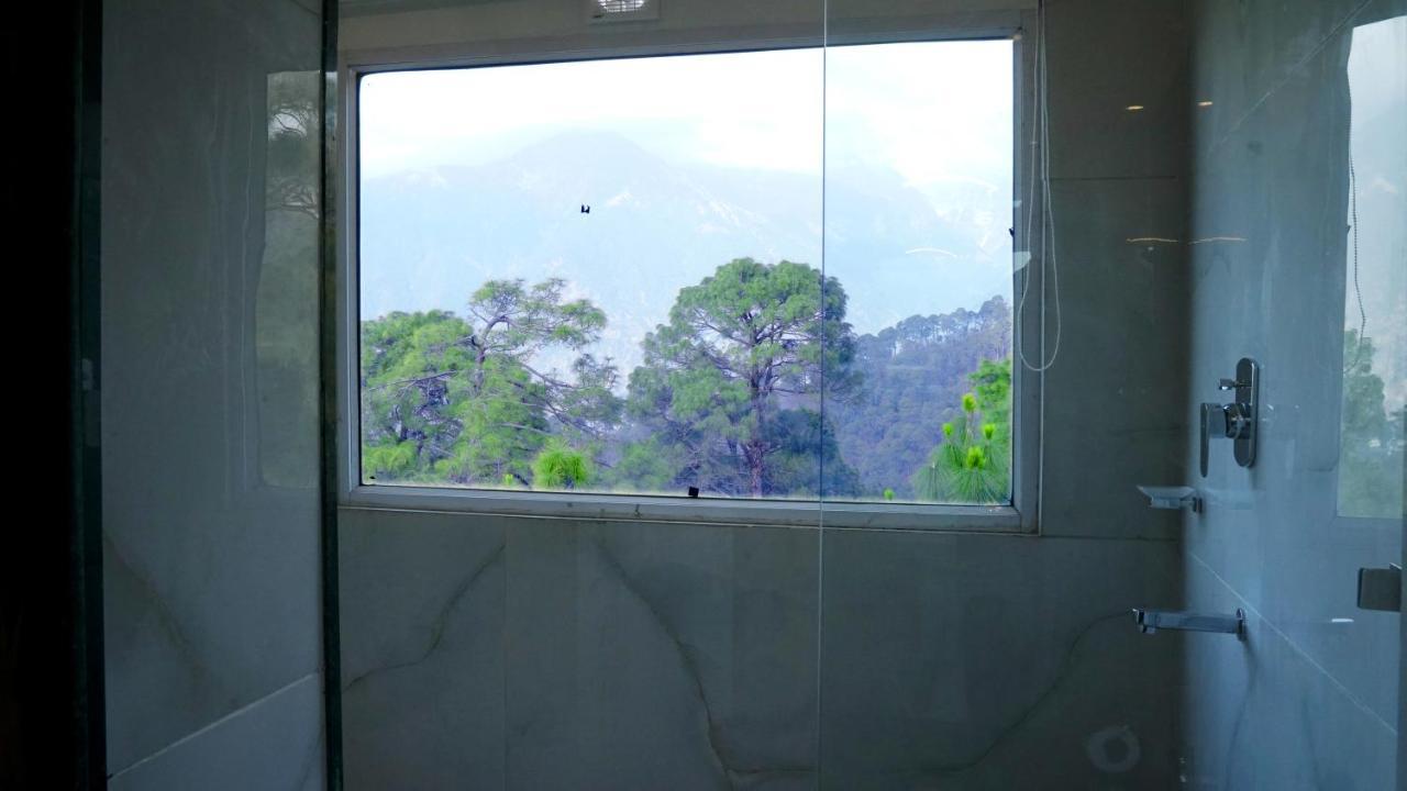 Hotel Saheb'S Castle Mcleodganj แมคลอยด์กันจ์ ภายนอก รูปภาพ